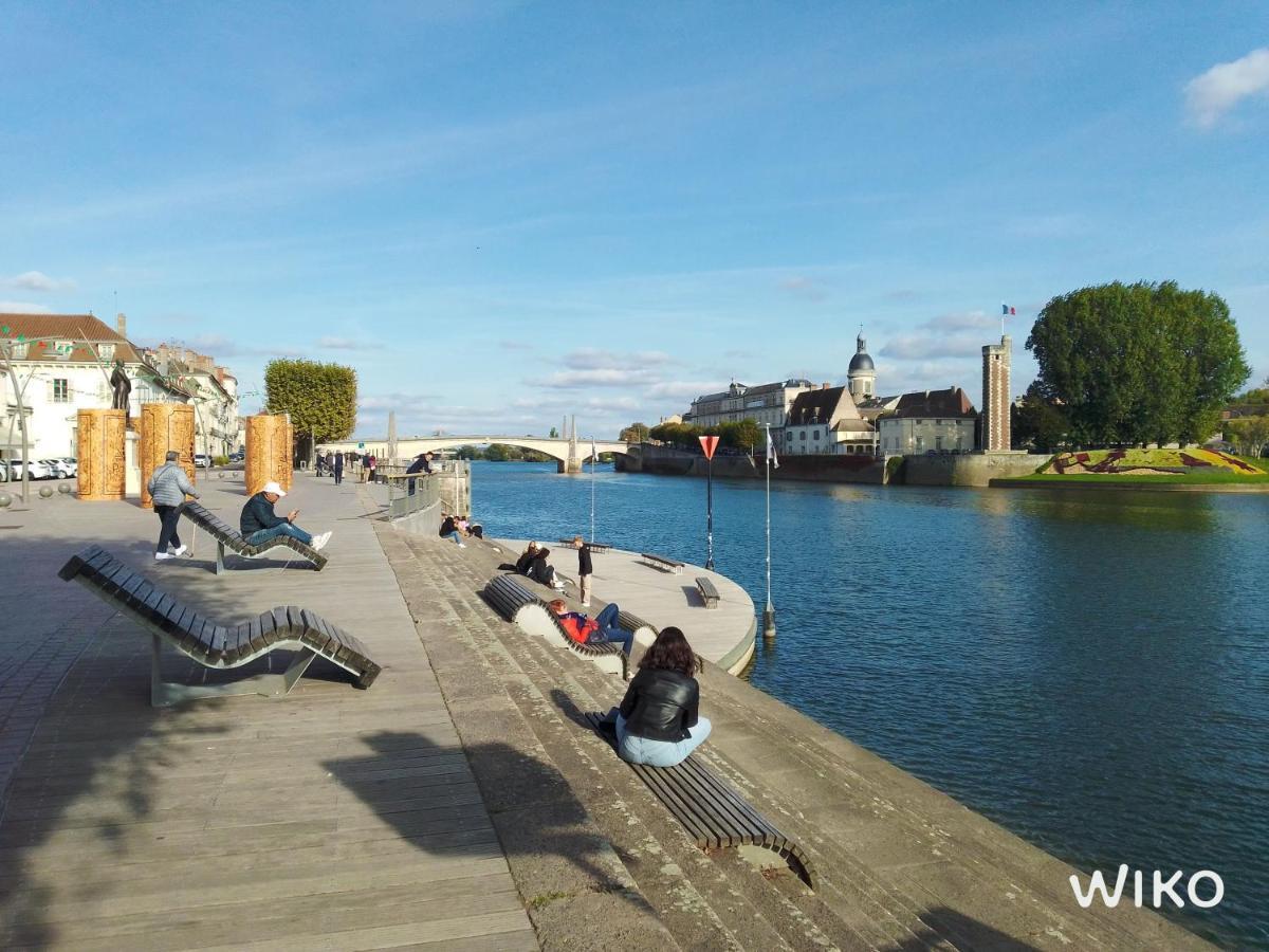 F2 30M2 - Vue Exceptionnelle Sur La Vieille Ville Chalon-sur-Saône Extérieur photo